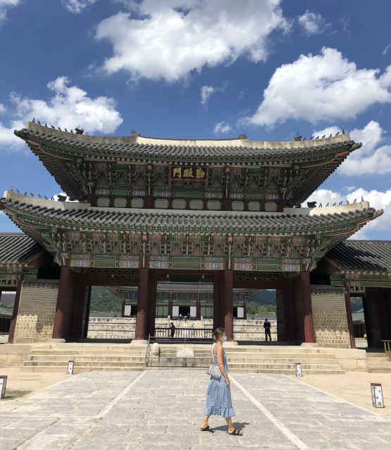 Det mere end 600 år gamle Gyeongbokgung-palads i Seoul var blandt de attraktioner, Frederikke oplevede under sit ophold i Sydkorea.