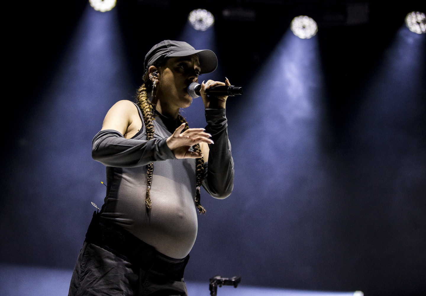 Maria er professionel popmusiker og fuldmægtig | Djøfbladet