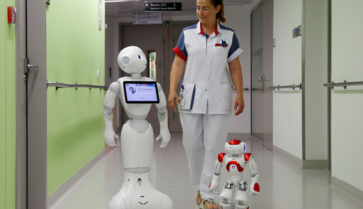 robotter maskiner eller kolleger? |
