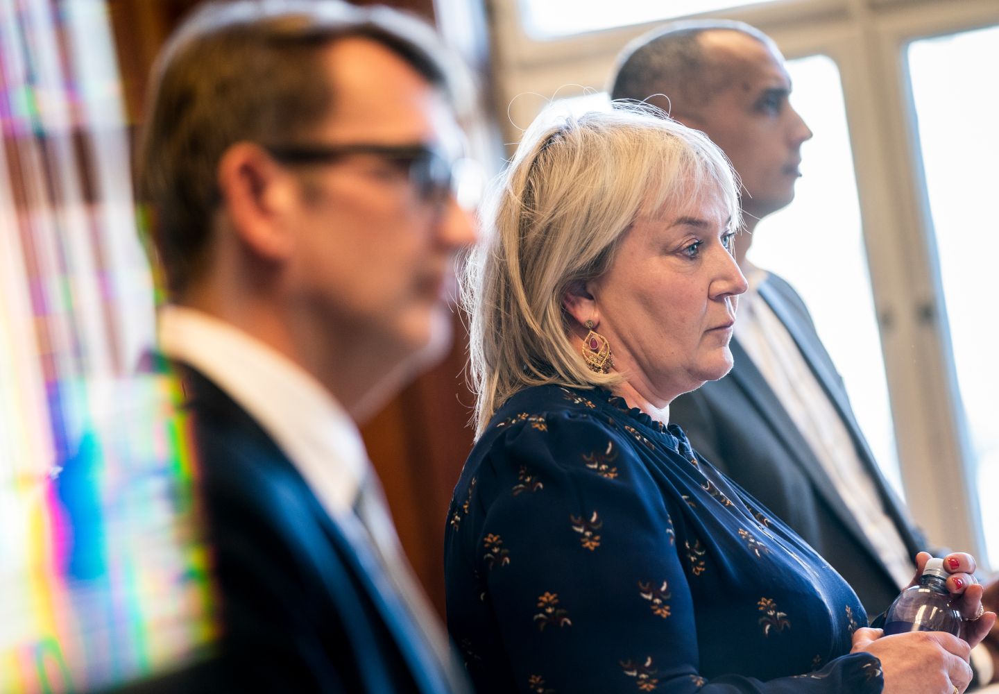 Foto fra pressemødet, hvor Christina Egelund sammen med økonomiminister Troels Lund Poulsen og undervisningsminister Mattias Tesfaye præsenterede regeringens forslag til en reform af bl.a. kandidatuddannelserne