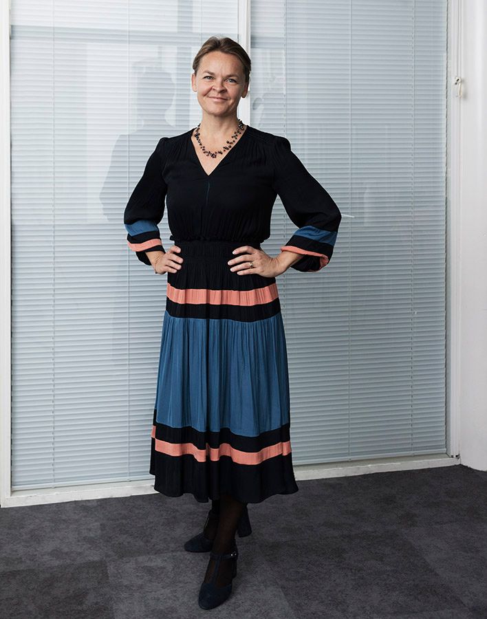 Portrætfoto af Hanne Fugl Eskjær, der er formand for offentlige chefer i Djøf