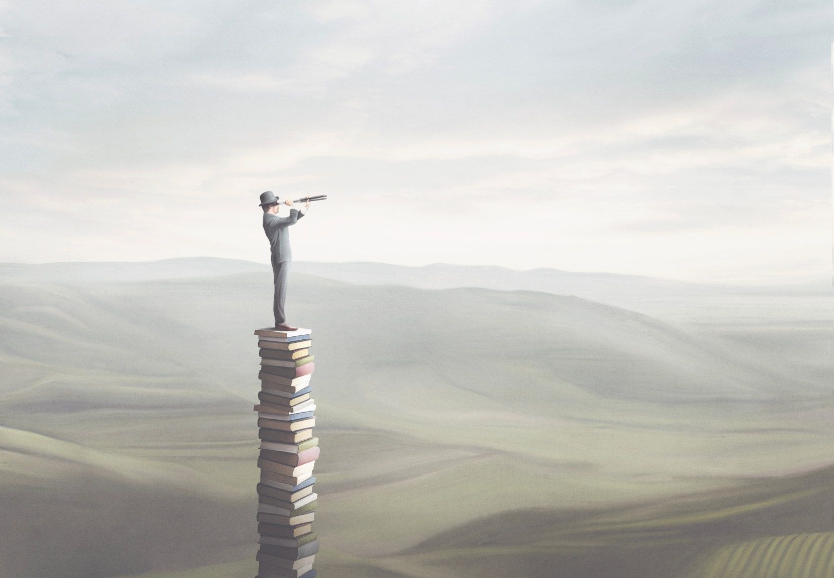 Illustration, hvor en person stående på en høj stak af bøger anvender en lang kikkert til at spejde ud over et bølgende landskab